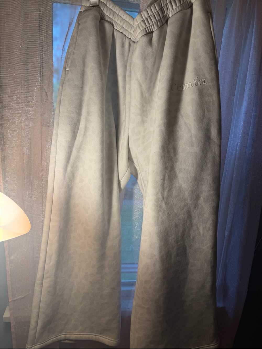 Comfort Grey women’s or men’s Wide-Leg Sweatpants
